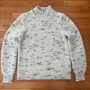 🩶 LOFT Women's Sweater Gray size medium EUC